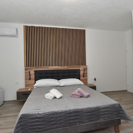 Sofia'S Studio & Room Zadar Bagian luar foto