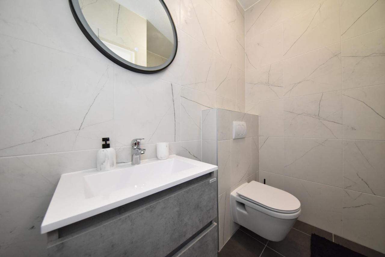 Sofia'S Studio & Room Zadar Bagian luar foto